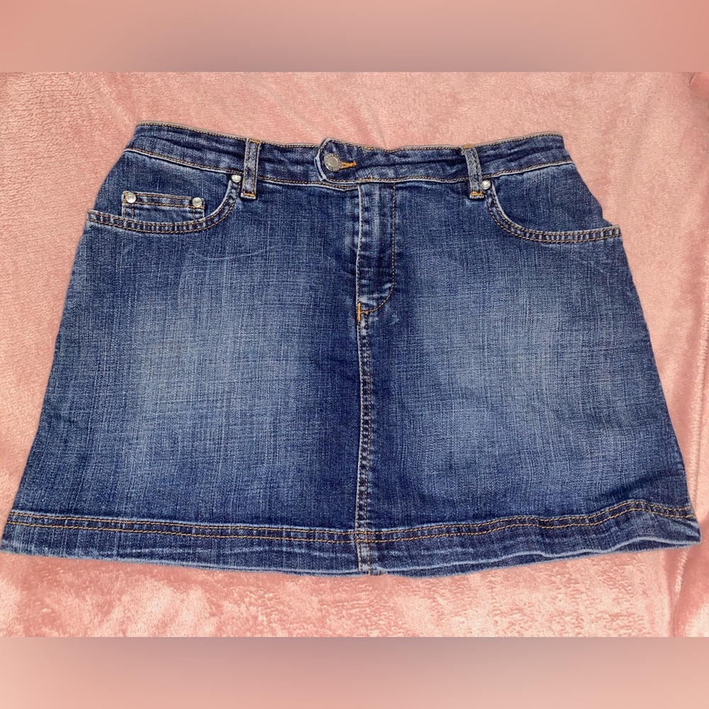Vintage denim mini skirt 💕